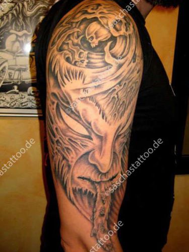 saschas-tattoo-black-and-grey-09