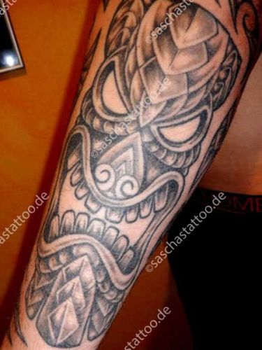 saschas-tattoo-black-and-grey-17