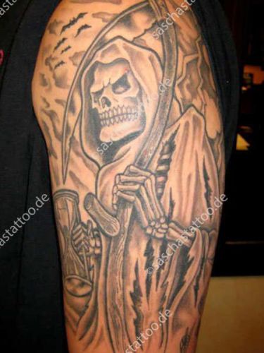 saschas-tattoo-black-and-grey-30