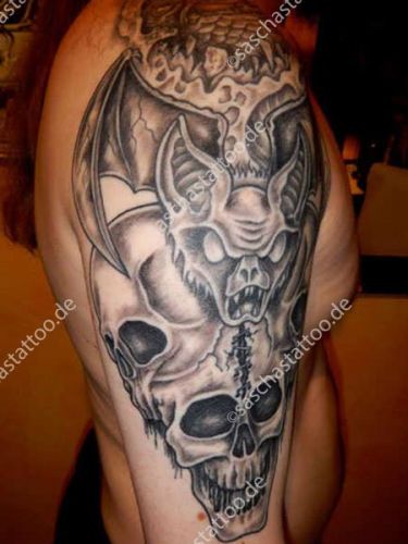 saschas-tattoo-black-and-grey-39