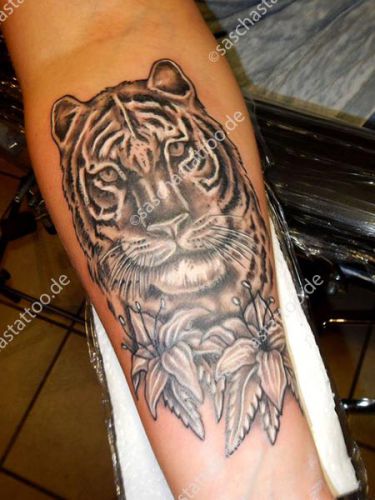 saschas-tattoo-black-and-grey-59