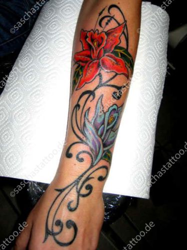 saschas-tattoo-flowers-15