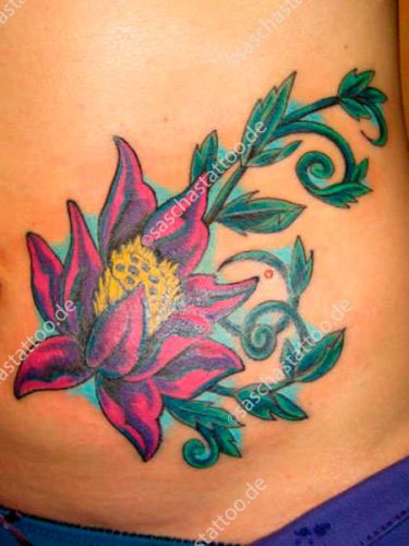 saschas-tattoo-flowers-22