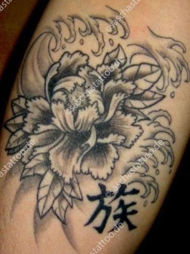 saschas-tattoo-flowers-23