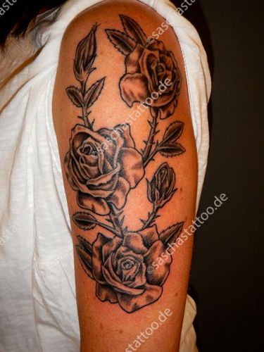 saschas-tattoo-flowers-33